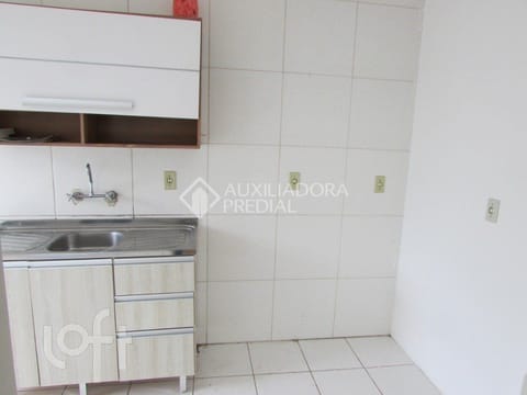 Image 3 - 241142